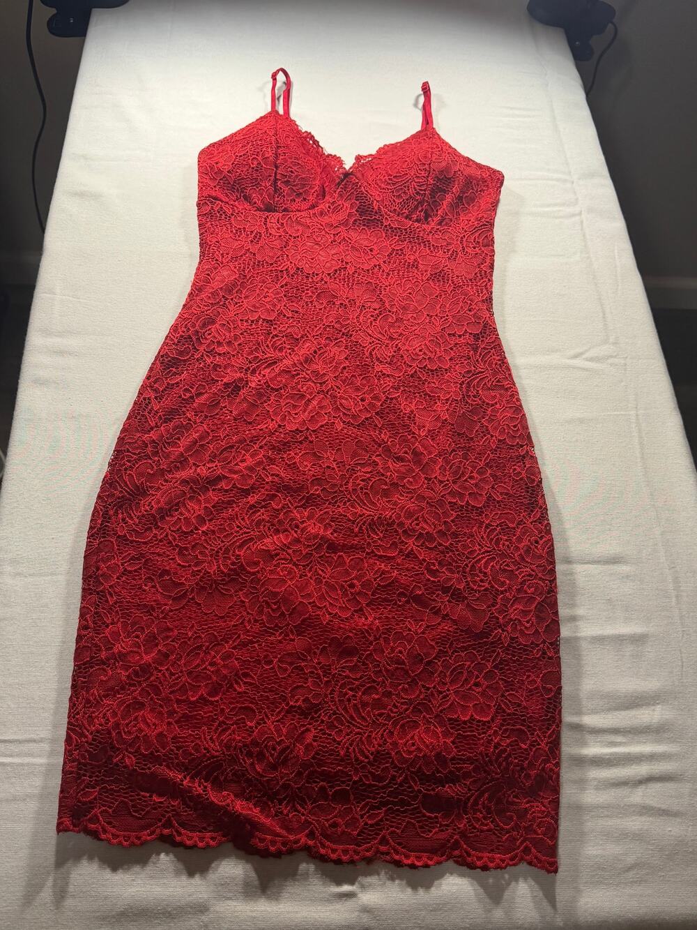 Windsor Women’s Red Floral Lace Bodycon Midi Cocktail Dress Size Small